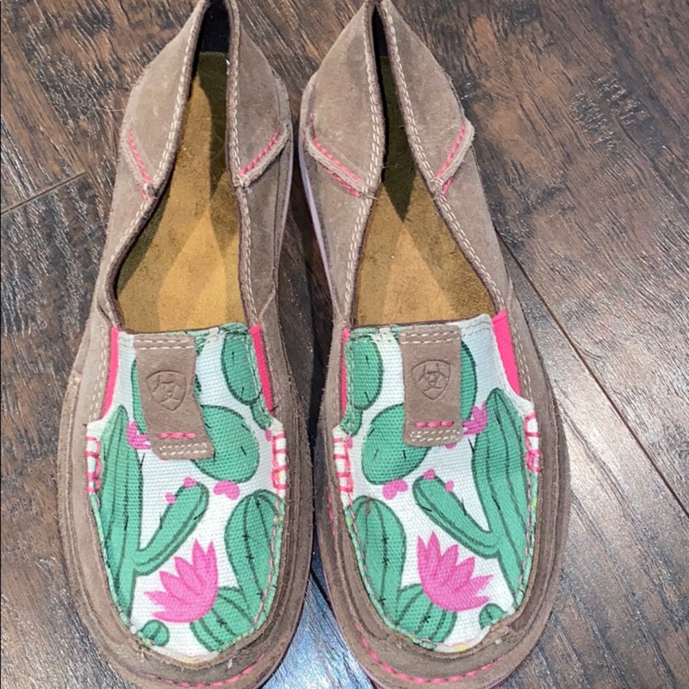 Ariat Crusers